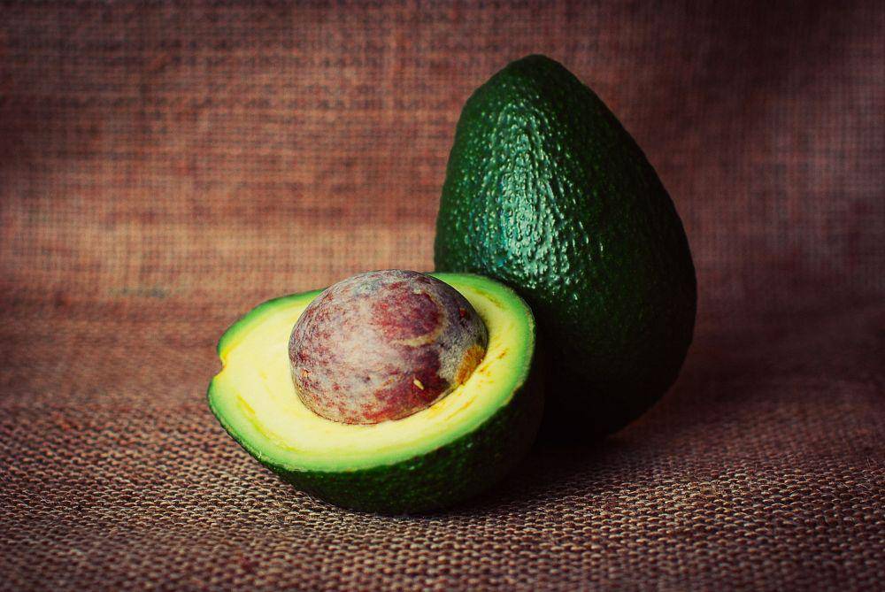 ilustrasi buah alpukat (pixabay.com/tookapic)