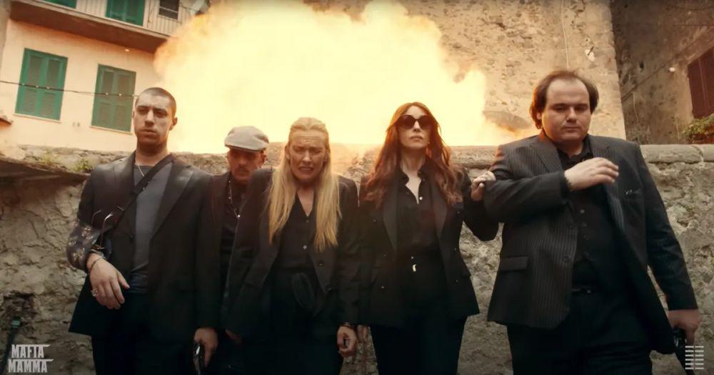 7 Film Aksi Kriminal Dibintangi Toni Collette, Terbaru Mafia Mamma