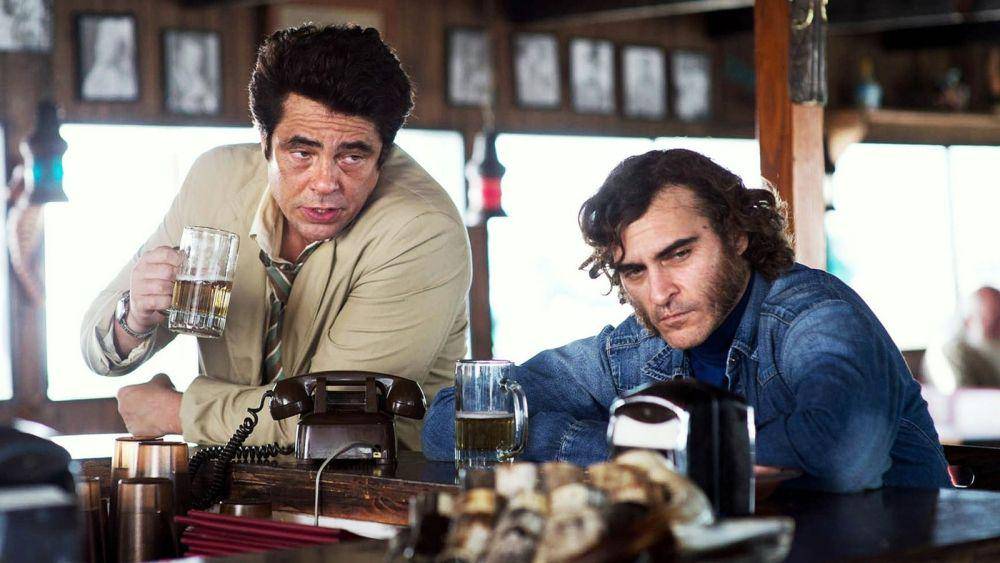 cuplikan film Inherent Vice (dok. Warner Bros. Pictures/Inherent Vice)