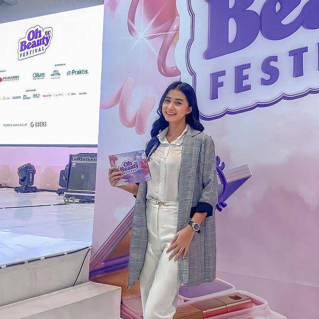 Juni Safitri, Puteri Indonesia DKI Jakarta 4 2023 (Instagram.com/junisafitri)
