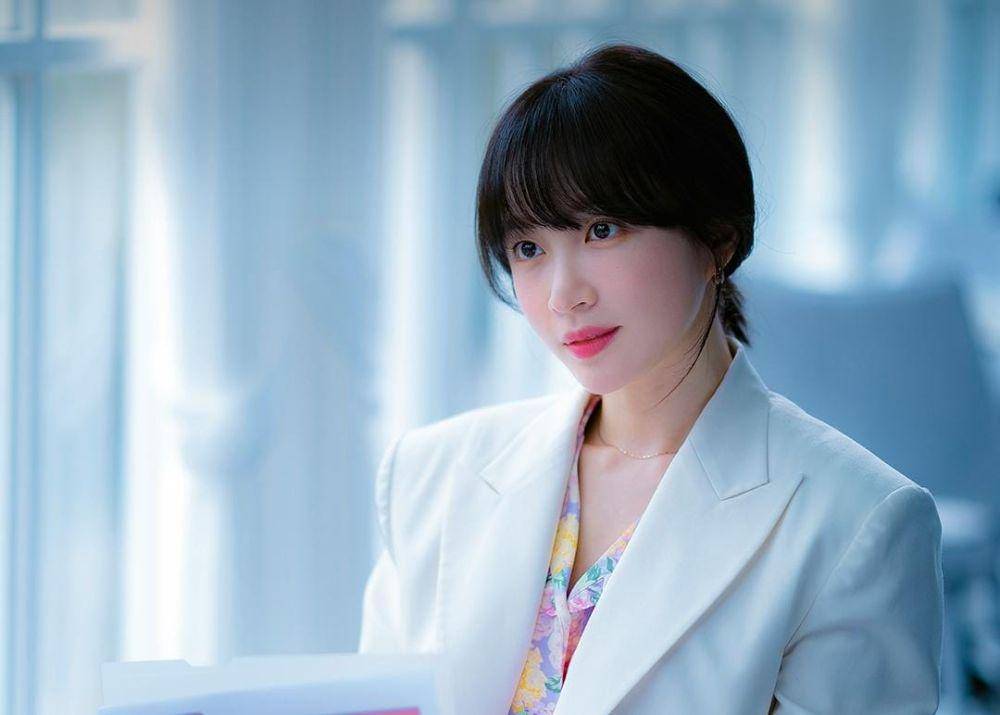 Ahn Hee Yeon di drama Call It Love (instagram.com/disneypluskr)