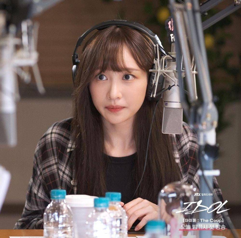 Ahn Hee Yeon di drama Idol: The Coup (instagram.com/jtbcdrama)