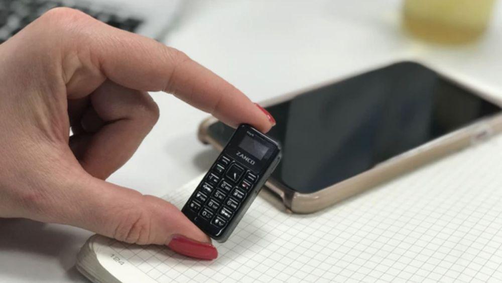 5 Mini Smartphone, Ada HP Terkecil di Dunia Lho, Cek Harganya