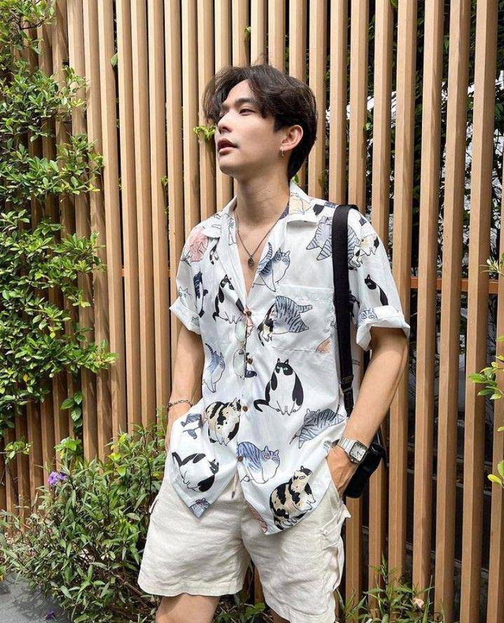 outfit kemeja bermotif ala Lee Thanat (instagram.com/lee_thanat)