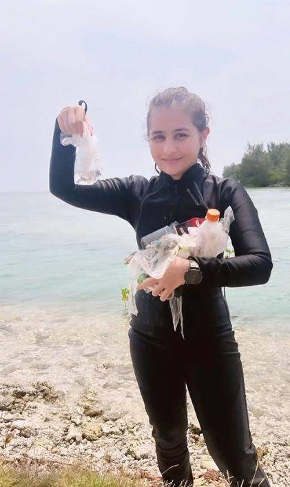 Prilly Latuconsina (instagram.com/prillylatuconsina96)