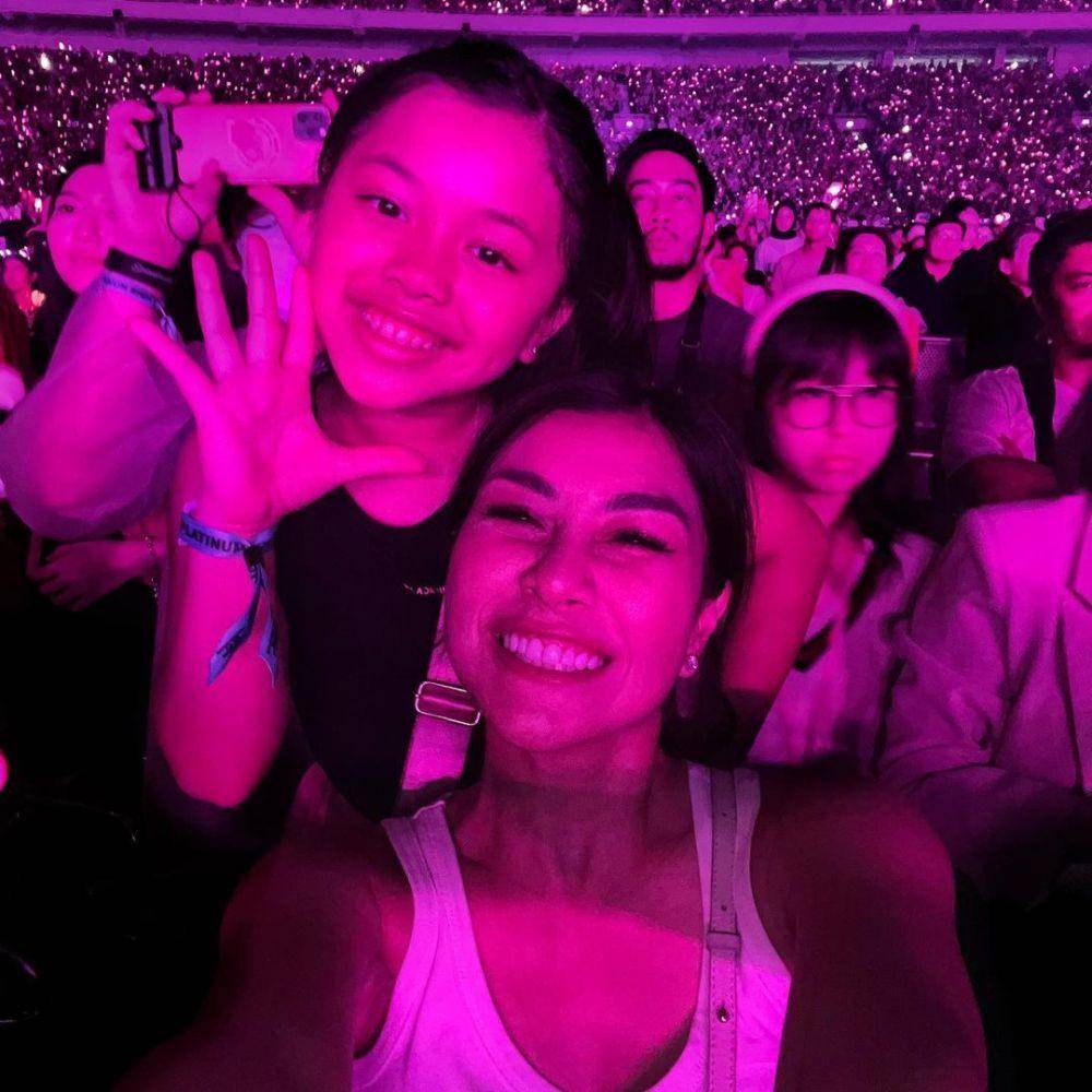 potret artis nonton konser BLACKPINK bareng anak (instagram.com/nissyaa)