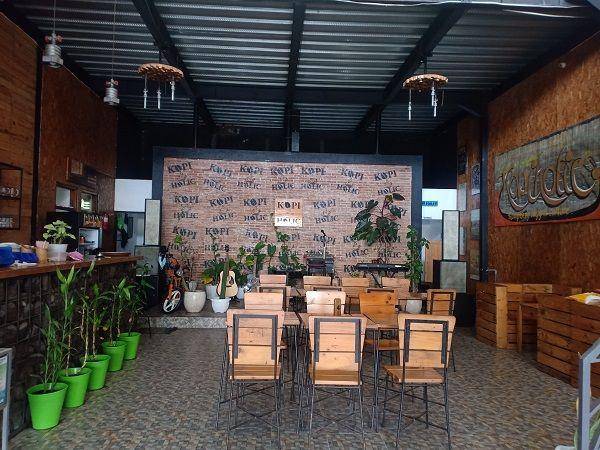 Kopiholic Kampung Inggris (google.com/maps/Mercy Salu)