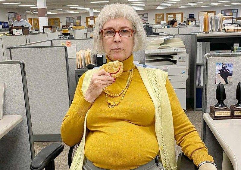 Jamie Lee Curtis dalam film Everything Everywhere All At Once (dok. A24/Everything Everywhere All At Once)