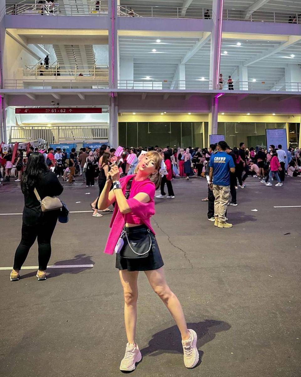 potret Chika Jessica nonton konser BLACKPINK (instagram.com/chikajessica88)