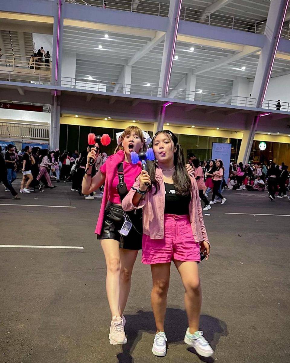 potret Chika Jessica nonton konser BLACKPINK (instagram.com/chikajessica88)