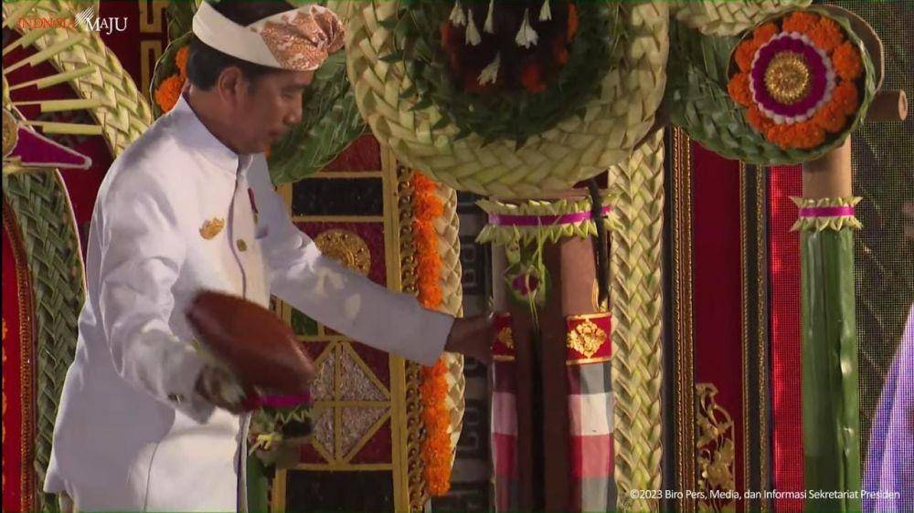 Presiden Jokowi Resmikan Fasilitas Kawasan Suci Pura Agung Besakih,  Bali (youtube.com/Sekretariat Presiden)
