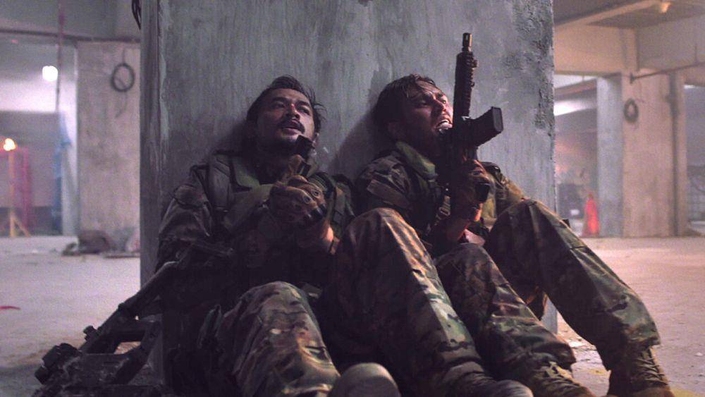 Film Foxtrot Six