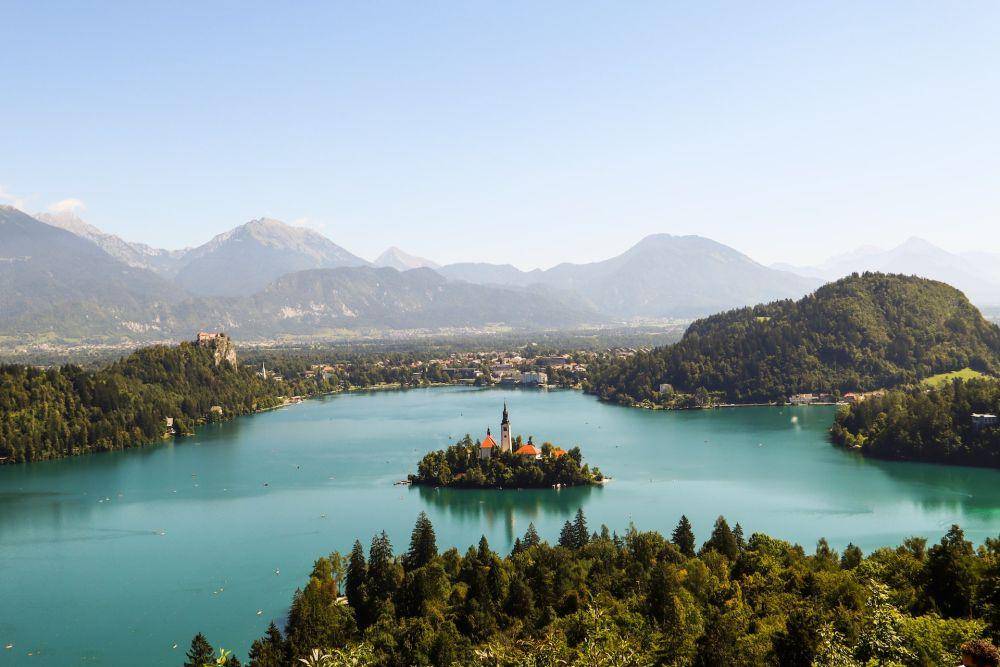 Potret Danau Bled di Slovenia (unsplash.com/greenvalleypictures)