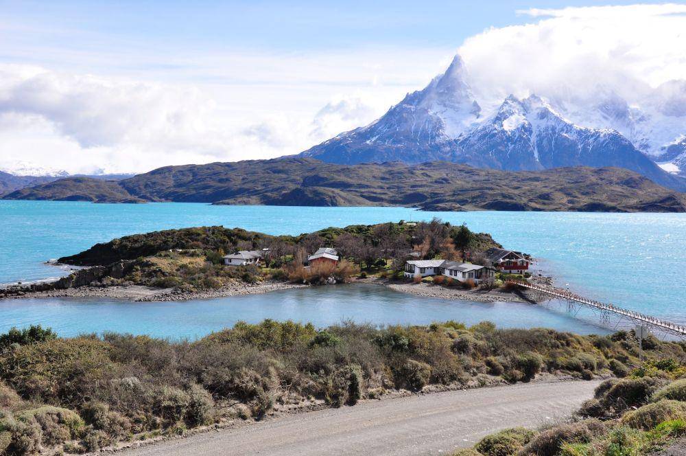 Potret Danau Pehoe di Chile (unsplash.com/heiler)
