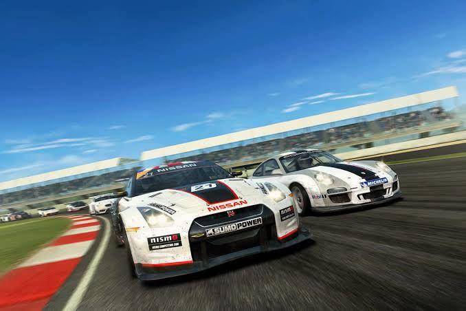 gameplay Real Racing 3 (dok. EA/Real Racing 3)