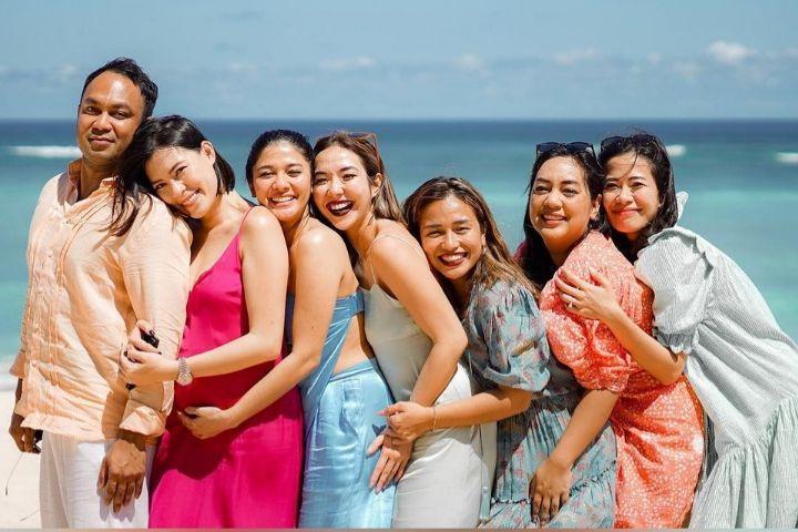10 Potret Babymoon Viviane Simorangkir di Bali, Bareng Gisel dan Wijin