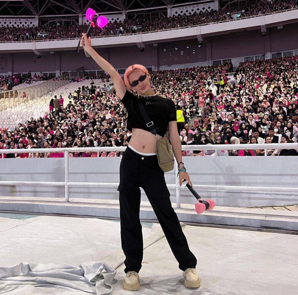 Vickeu (instagram.com/ficrafth)