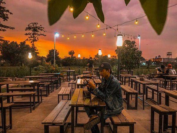 Cafe Joko Tingkir (google.com/maps/Cafe Joko Tingkir)