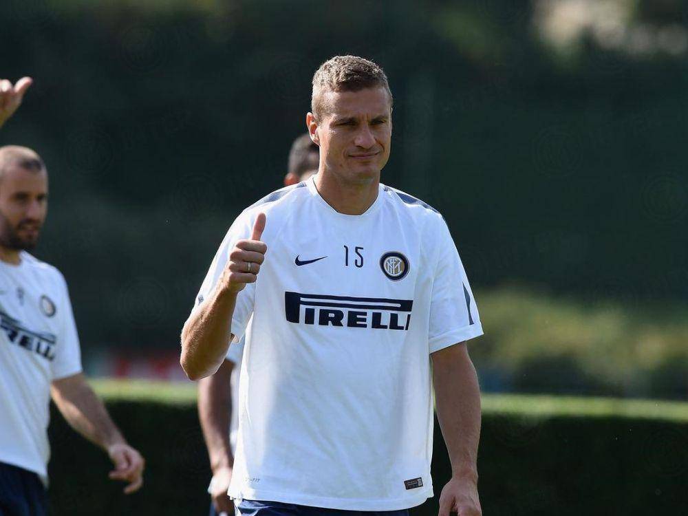potret Nemanja Vidic (twitter.com/Inter)