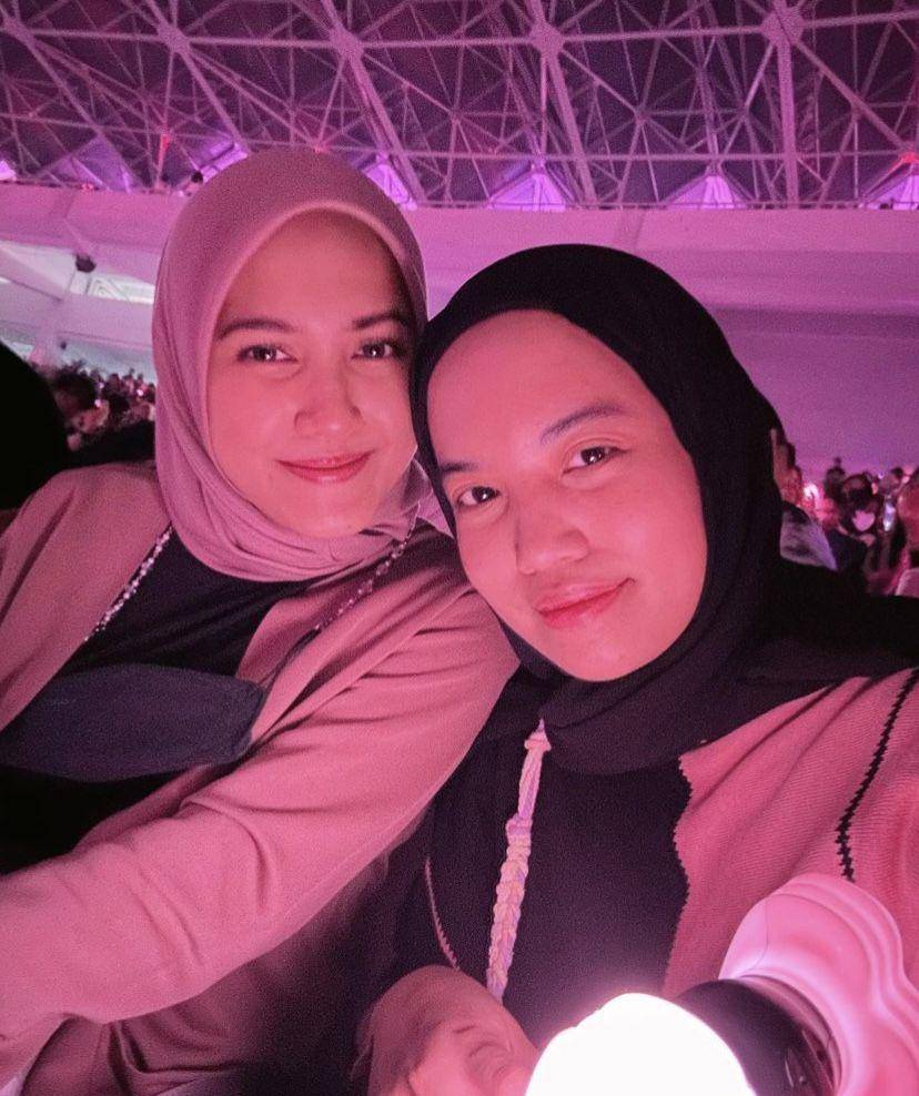 Annissa Soebandono dan Andori nonton konser BLACKPINK (instagram.com/annissanns)