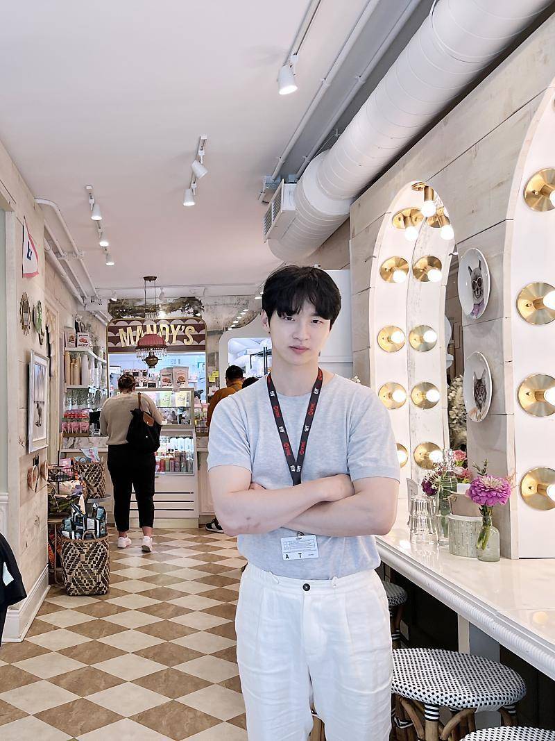 Jang Dong Yoon (post.naver.com/동이컴퍼니)