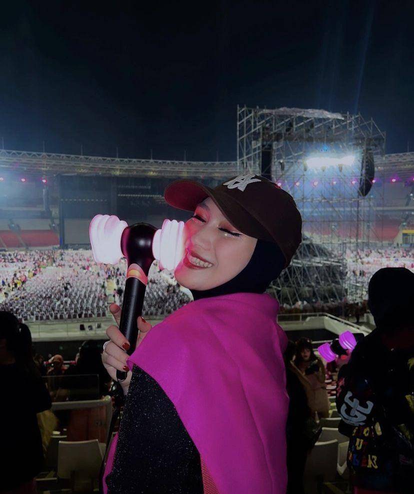 Melody Laksani nonton konser BLACKPINK (instagram.com/melodylaksani92)