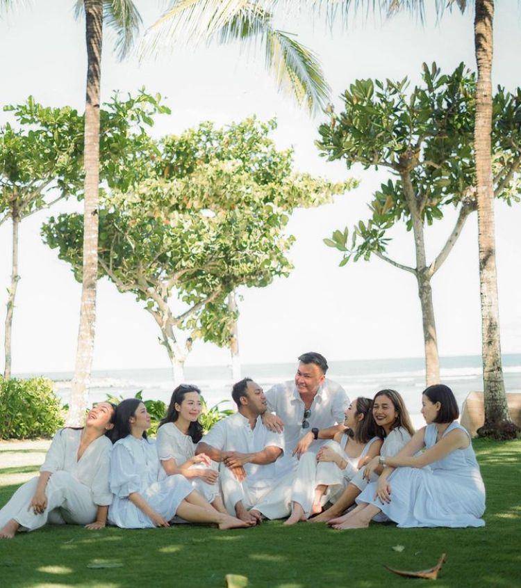 Momen Geng Awem Naysilla Mirdad Liburan di Bali, Kompak! (Instagram.com/jiebbyharold)