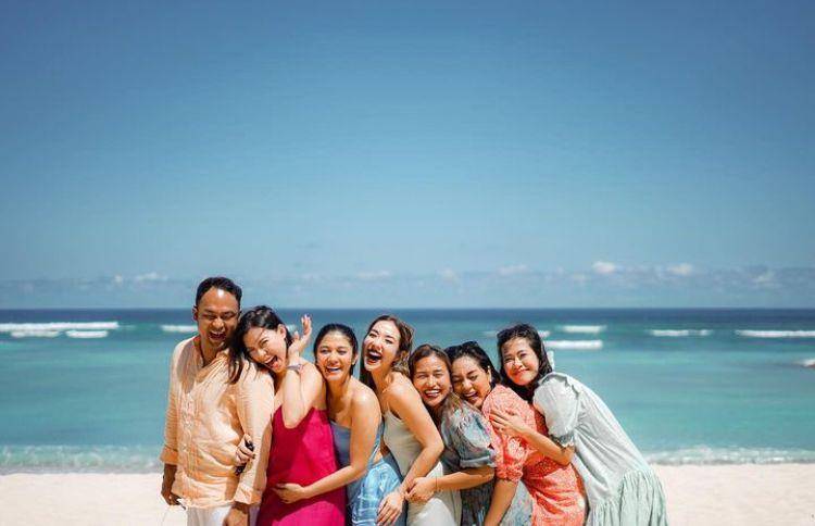 Momen Geng Awem Naysilla Mirdad Liburan di Bali, Kompak! (Instagram.com/naymirdad)