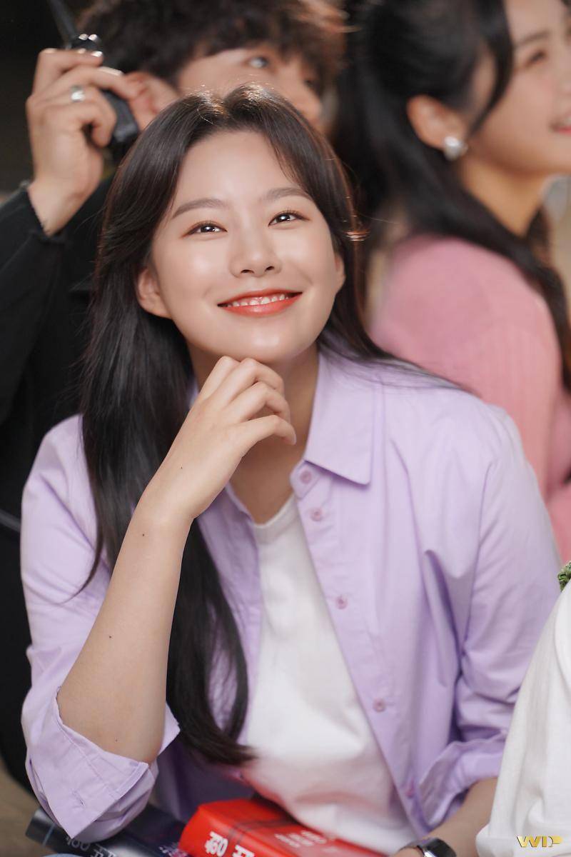 Park Yoo Na (post.naver.com/브라이트엔터테인먼트)