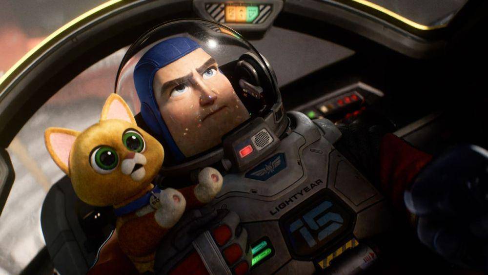cuplikan film Lightyear (dok. Walt Disney Pictures, Pixar Animation Studios/Lightyear)