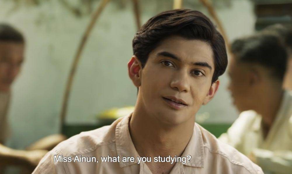 Reza Rahardian berperan sebagai BJ Habibie waktu muda (dok. MD Pictures/ Habibie Ainun 3)