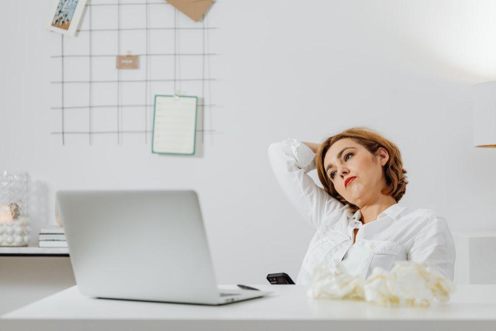 5 Cara Mengatasi Overthinking dan Menjadi Lebih Tenang