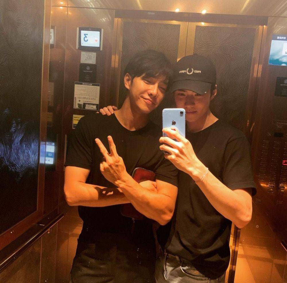 Lee Seung Gi dan Sehun EXO (instagram.com/oohsehun)