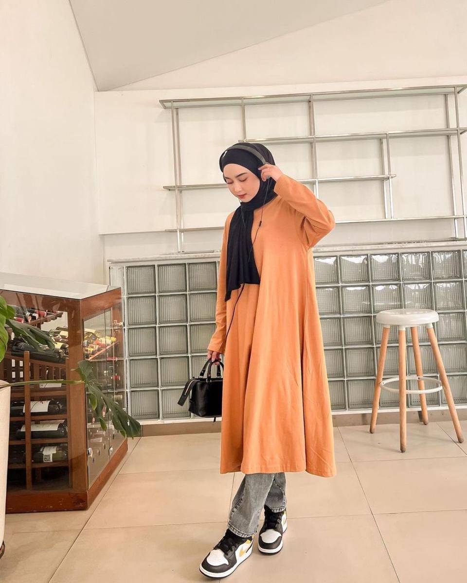 Potret OOTD (Instagram.com/nabilahcil)