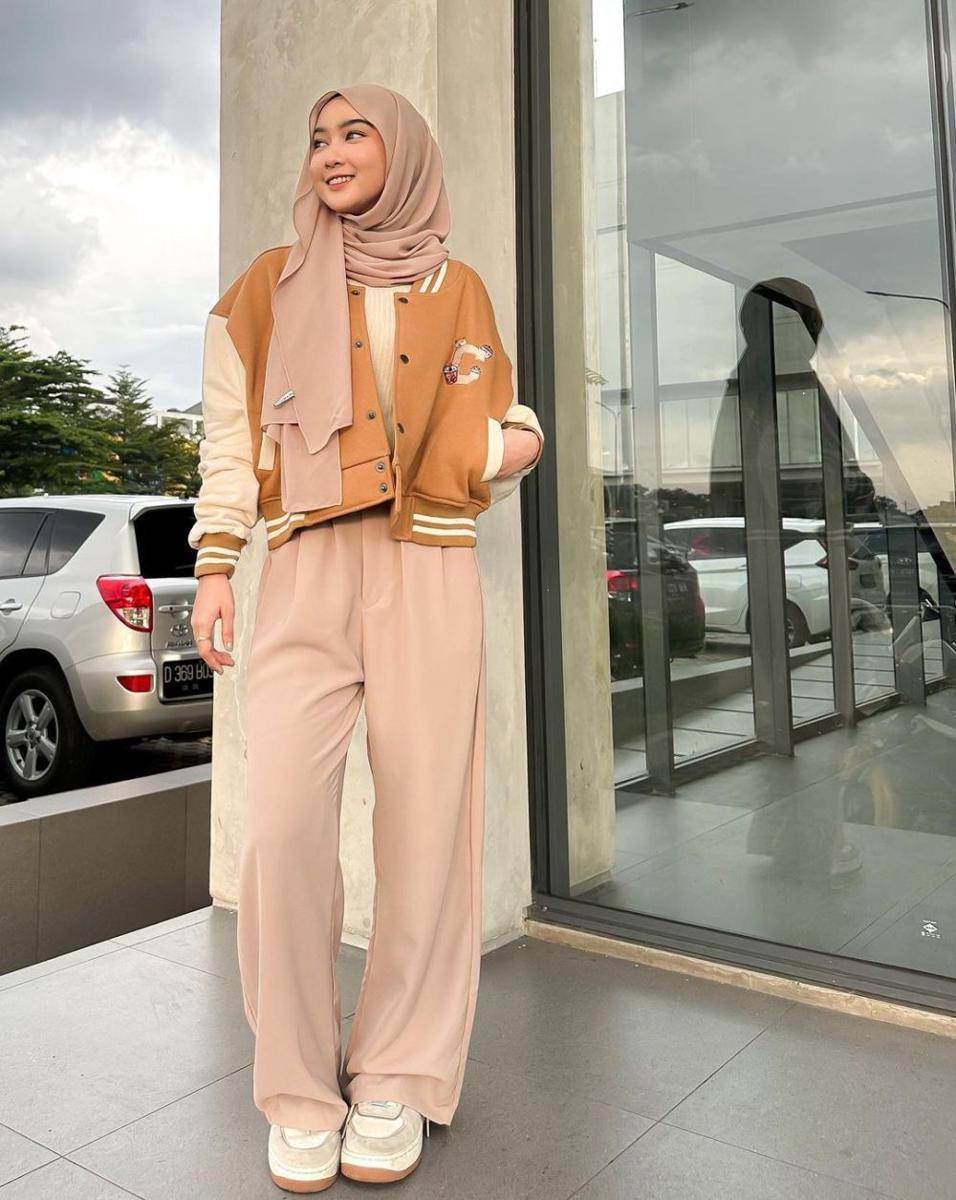 Potret OOTD (Instagram.com/nabilahcil)