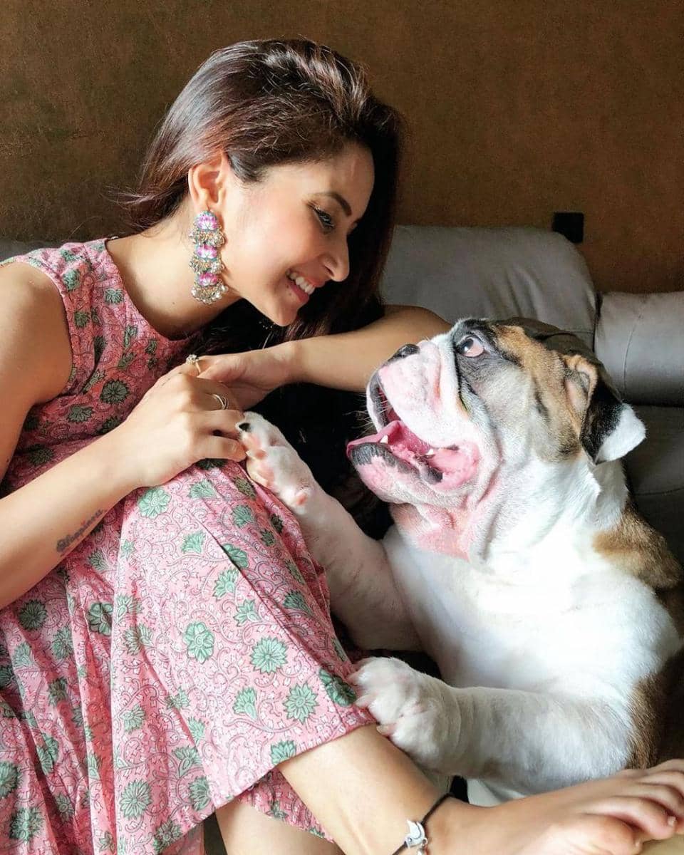 Vinny Arora dan anjingnya (instagram.com/vinnyaroradhoopar)