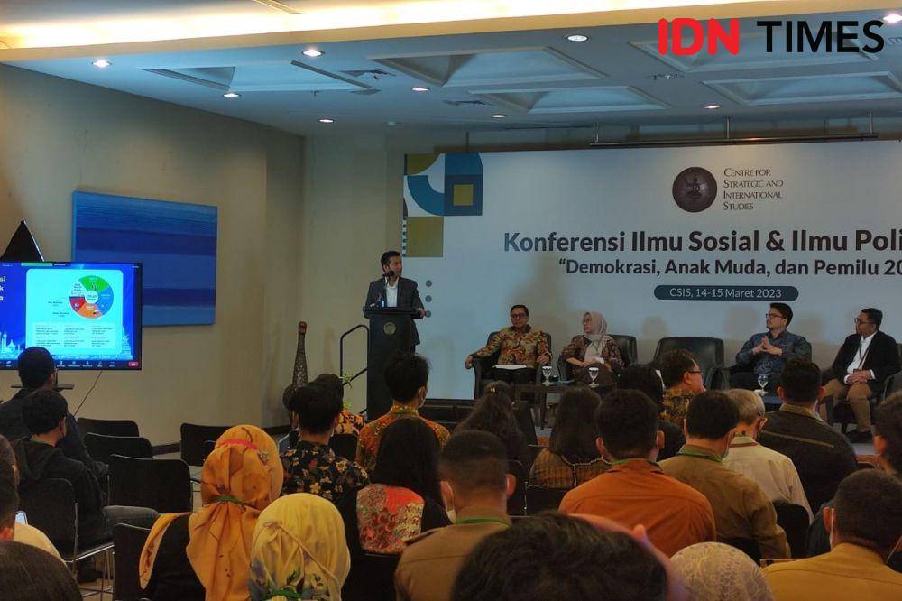Wakil Gubernur Jawa Timur, Emil Elestianto Dardak (IDN Times/Yosafat Diva Bayu Wisesa)