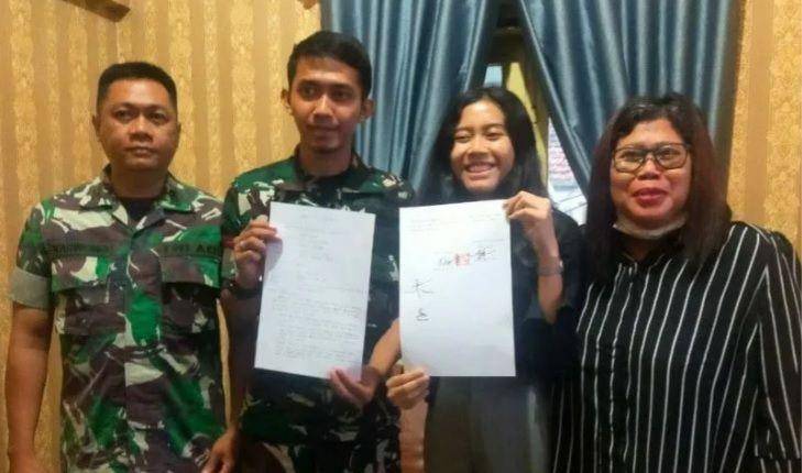Pengemudi mobil dinas TNI bernama Pratu Kevin Julian yang menabrak mobil lain di jembatan layang (flyover) Pancoran, Jakarta Selatan telah berakhir damai, Jakarta, Selasa (14/3/2023) (Dok. Kodam Jaya)