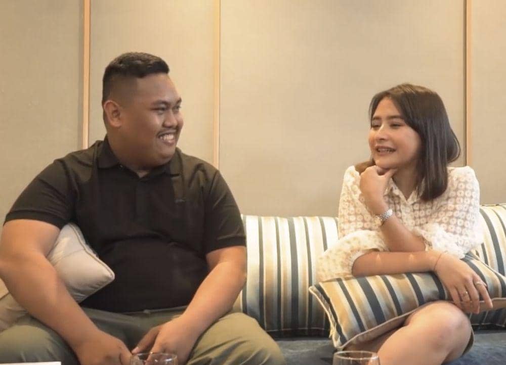 Ajudan Pribadi bersama Prilly Latuconsina (dok. Youtube/Prilly Latuconsina)