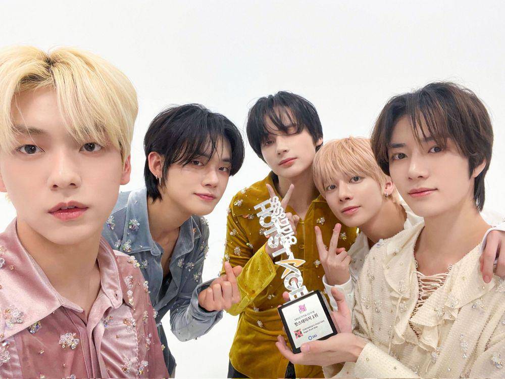 TXT (twitter.com/txt_members)