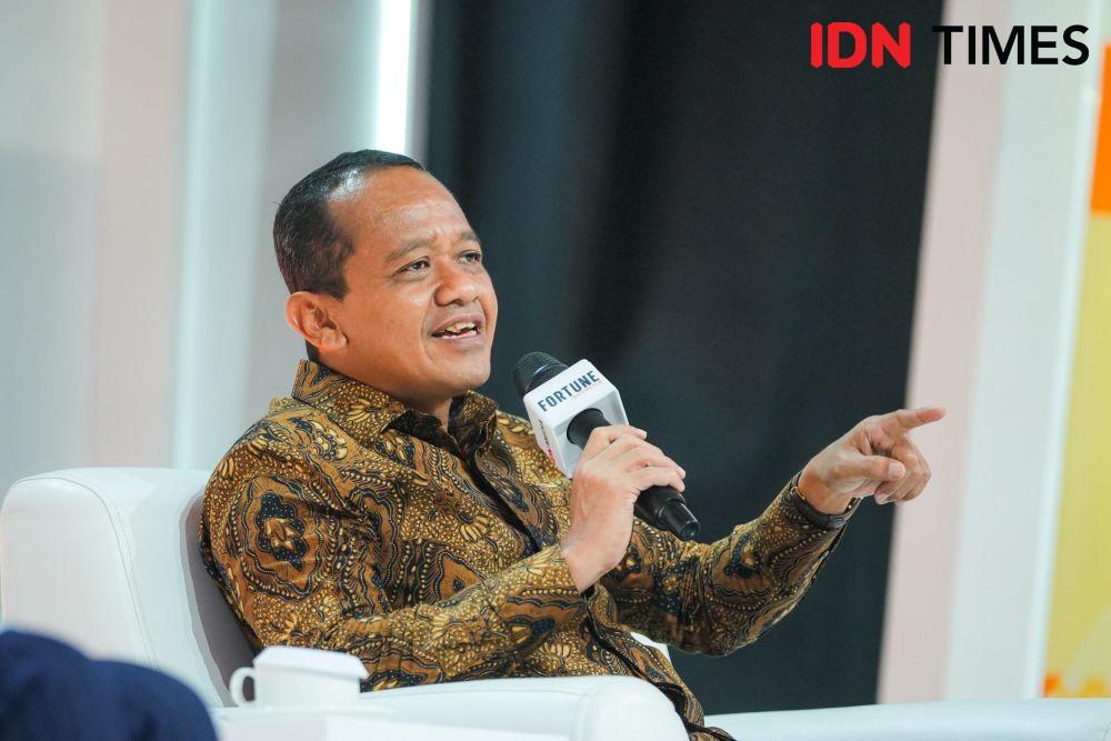 Bahlil Lahadalia, Menteri Investasi dalam sesi "How to Attract and Win Back Your Investors" di FIS 2023. (IDN Times/Herka Yanis)