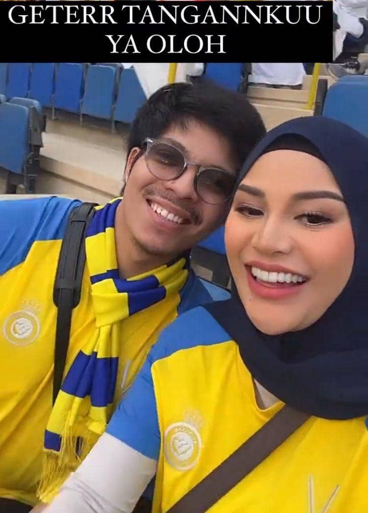Momen Atta-Aurel Menonton Pertandingan Al Nassr (Instagram.com/aurelie.hermansyah)
