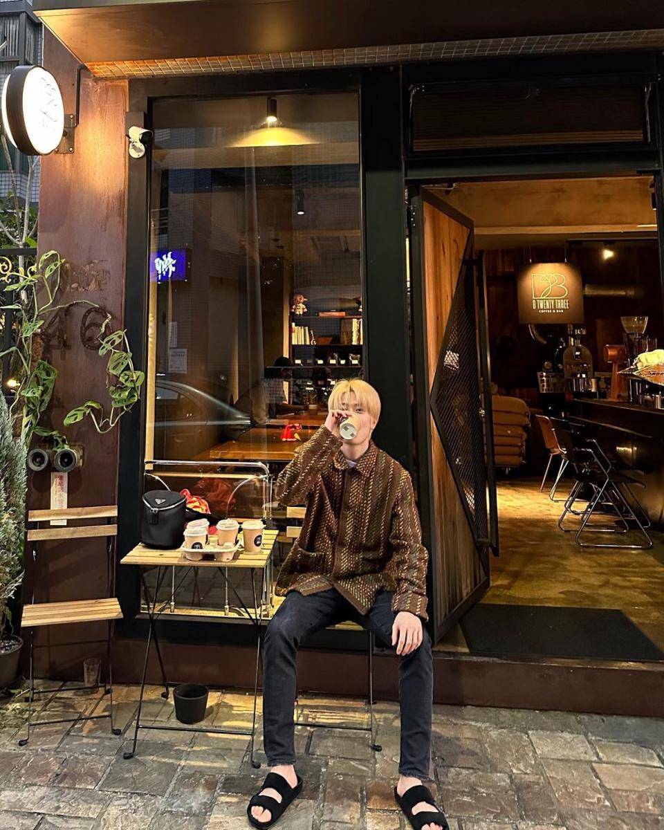 Jaehyun (instagram.com/_jeongjaehyun)