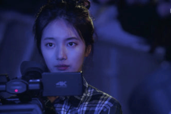 cuplikan Bae Suzy di drama Uncontrollably Fond (dok. KBS/Uncontrollably Fond)