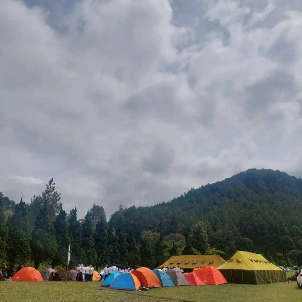 Campervan Park Sari Ater, Subang (instagram.com/mr.anandaaaa)