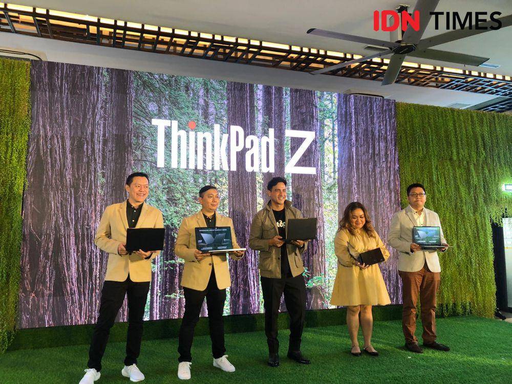 ilustrasi peluncuran ThinkPad Z series terbaru (IDN Times/Rifki Wuda Sudirman)