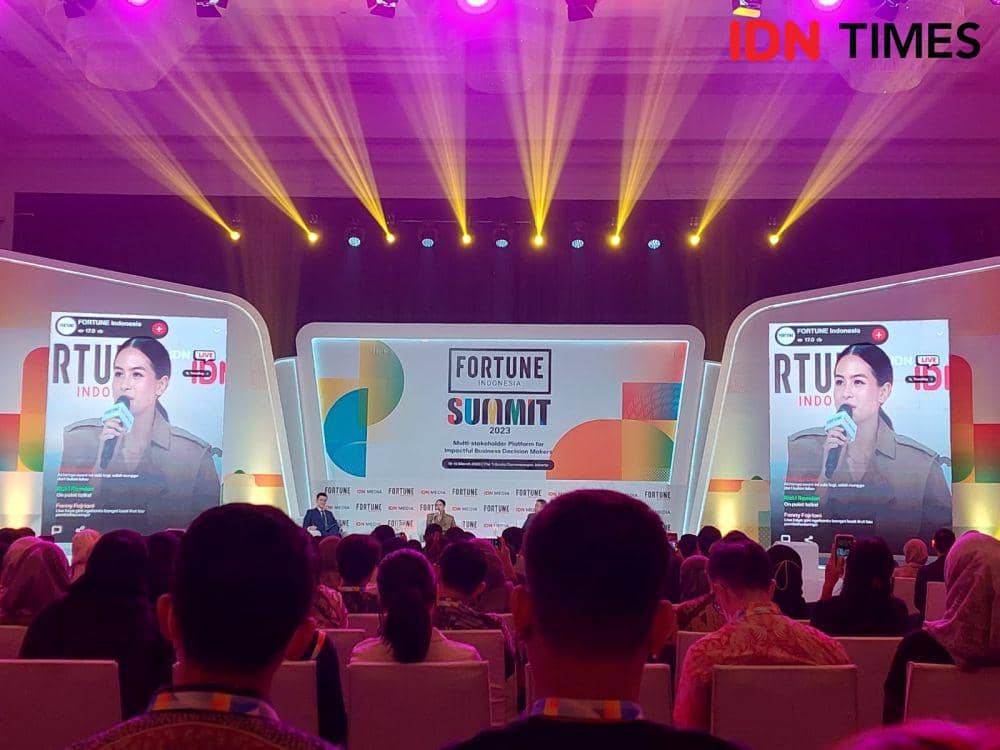 Maudy Ayunda di FORTUNE Indonesia Summit 2023 hari pertama, di The Tribrata, Jakarta, pada Rabu (15/3/2023). (Dok. IDN Times/Erfah Nanda)