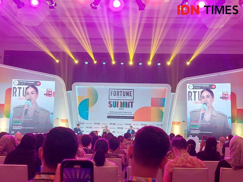 Maudy Ayunda di FORTUNE Indonesia Summit 2023 hari pertama, di The Tribrata, Jakarta, pada Rabu (15/3/2023). (Dok. IDN Times/Erfah Nanda)