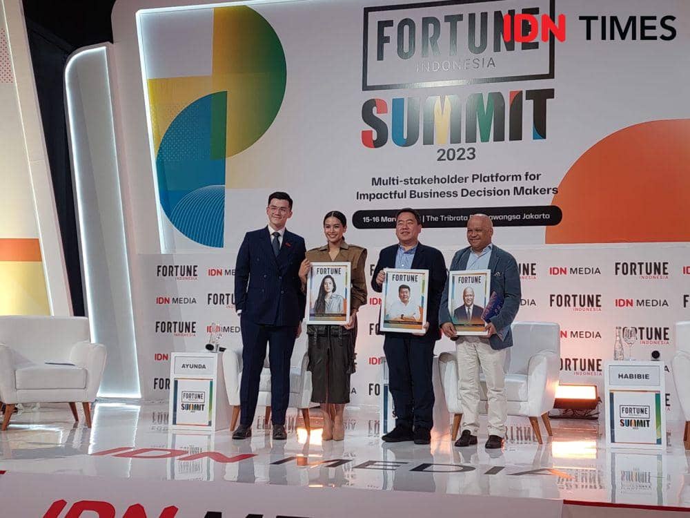 Maudy Ayunda di FORTUNE Indonesia Summit 2023 hari pertama, di The Tribrata, Jakarta, pada Rabu (15/3/2023). (Dok. IDN Times/Erfah Nanda)