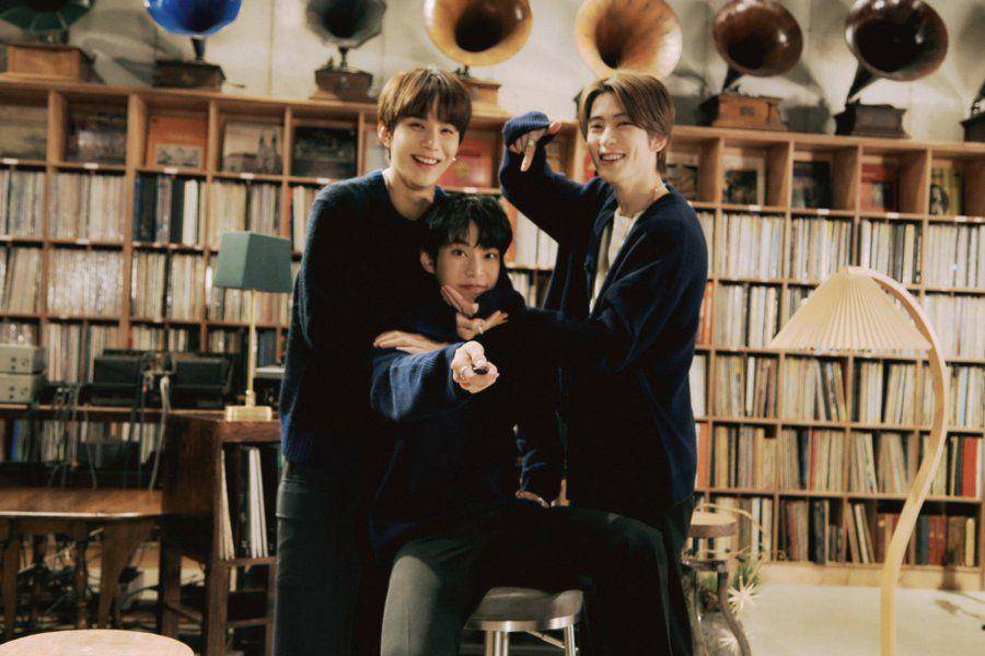 Doyoung, Jaehyun, dan Jungwoo di video Christmas Cover (twitter.com/NCTsmtown)